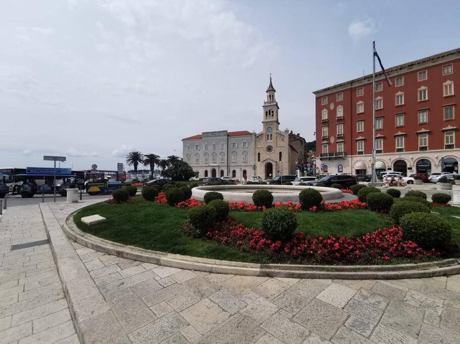 Teni Split Exterior foto